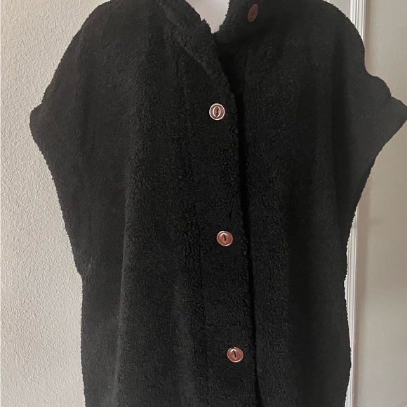 Womens Fuzzy Fleece Vest Casual Oversized Sherpa Vest Jacket with Pockets - Picture 4 of 8